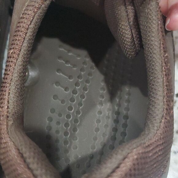 Unisex Crocs, velocity comfort work shoes, lace up. W-8/M-6 - Picture 9 of 9